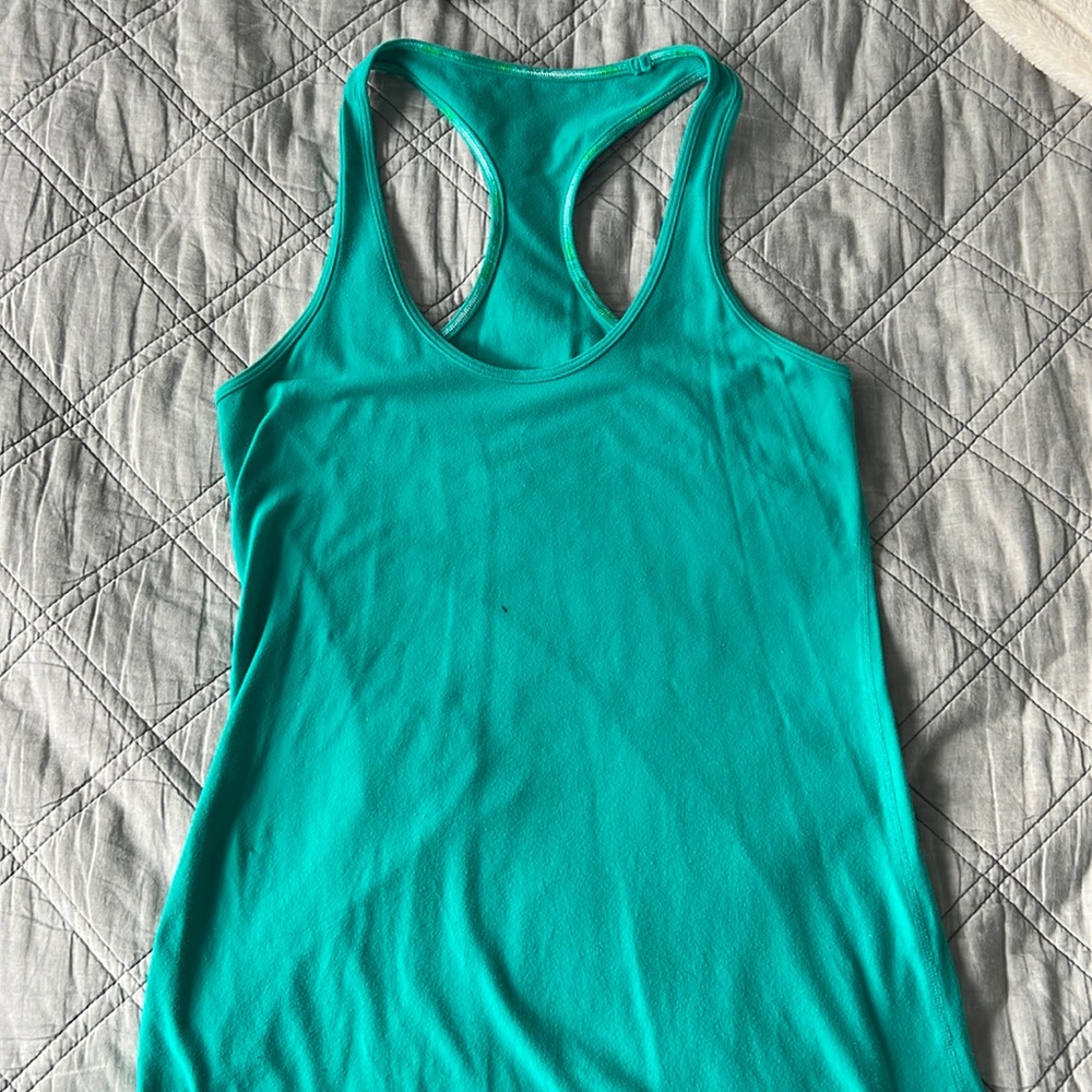 blue lululemon tank